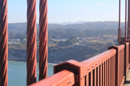 089_Atravessando a ponte Golden Gate em San Francisco (Natália Cagnani)